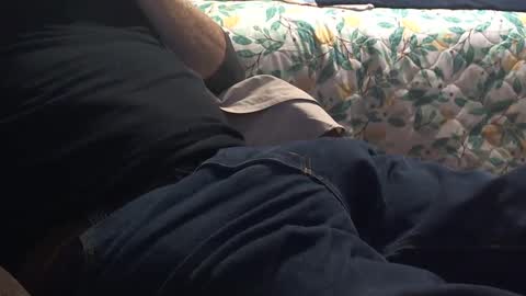 Snapshot of thetnguy chatting on December 2024 01:25:01 AM thetnguy online show from December 2024 01:25:01 AM