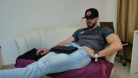 TheTopAlex online show from April 2026 03:51:01 AM