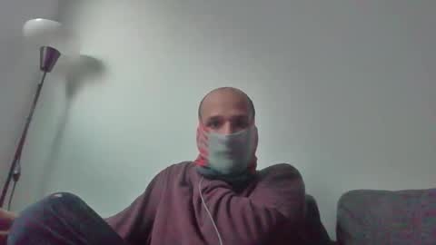 Scarf guy online show from December 2025 08:12:02 AM