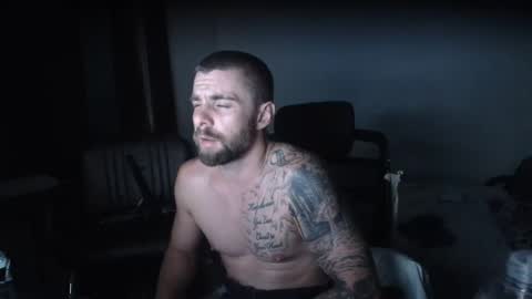 Snapshot of theufcfan_8181 chatting on October 2025 09:10:01 AM troy online show from October 2025 09:10:01 AM