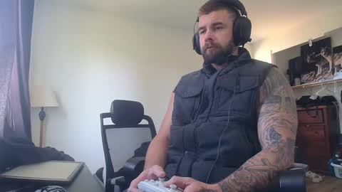 troy online show from April 2026 07:58:01 PM