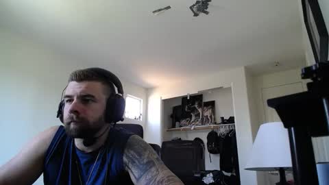 Snapshot of theufcfan_8181 chatting on May 2026 08:47:01 PM troy online show from May 2026 08:47:01 PM