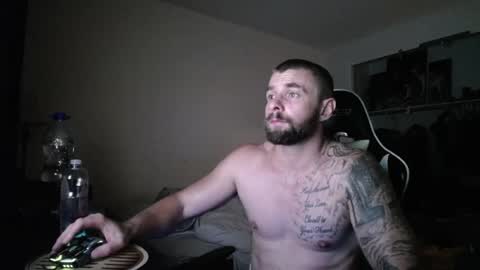 Snapshot of theufcfan_8181 chatting on June 2026 05:38:02 AM troy online show from June 2026 05:38:02 AM