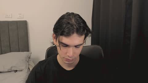 Snapshot of thiaan__ chatting on December 2024 02:23:01 AM thiaan__ online show from December 2024 02:23:01 AM