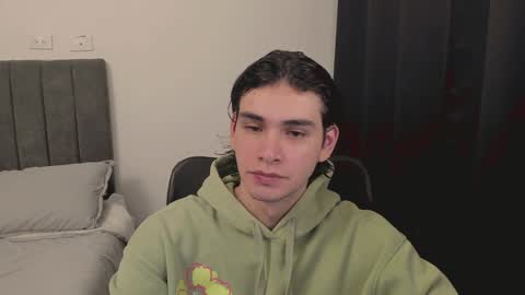 Snapshot of thiaan__ chatting on December 2024 11:17:02 PM thiaan__ online show from December 2024 11:17:02 PM