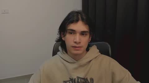 Snapshot of thiaan__ chatting on February 2025 11:43:02 PM thiaan__ online show from February 2025 11:43:02 PM