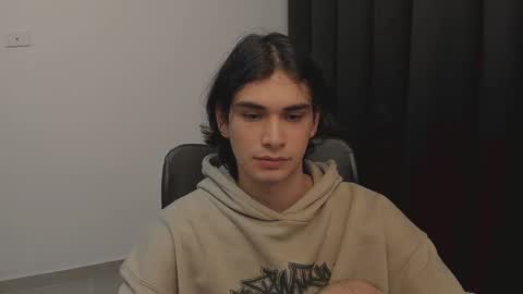 Snapshot of thiaan__ chatting on February 2025 02:50:02 AM thiaan__ online show from February 2025 02:50:02 AM