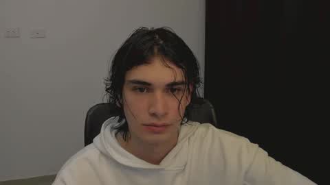 Snapshot of thiaan__ chatting on March 2025 02:25:01 AM thiaan__ online show from March 2025 02:25:01 AM