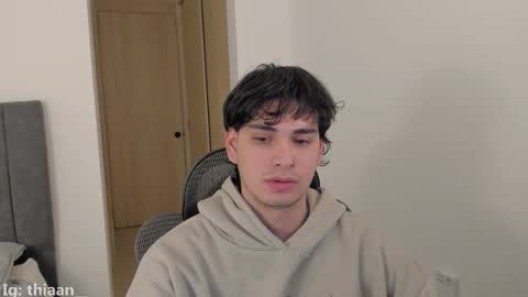 Snapshot of thiaan__ chatting on November 2025 12:21:02 AM thiaan__ online show from November 2025 12:21:02 AM