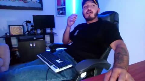 thiago_420 online show from May 2026 12:40:02 AM