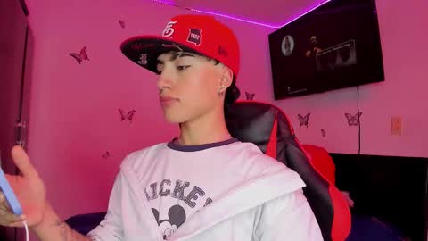 Snapshot of thiago_dv chatting on November 2025 11:42:01 AM Thiago online show from November 2025 11:42:01 AM