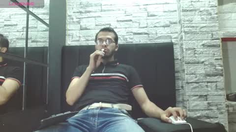Snapshot of thiago_hairy chatting on October 2025 12:18:01 AM thiago_hairy online show from October 2025 12:18:01 AM