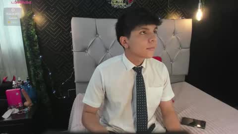 thiago online show from November 2025 01:56:02 PM