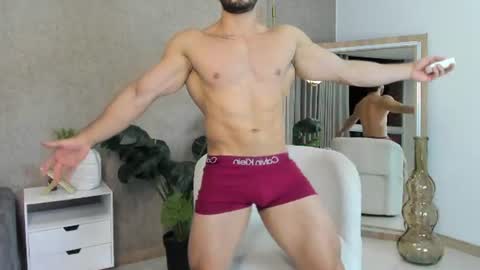 Snapshot of thiago_moretti chatting on June 2026 12:09:02 AM THIAGO online show from June 2026 12:09:02 AM