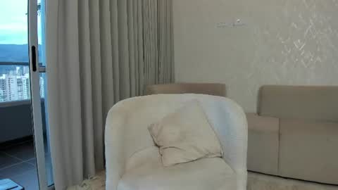 Snapshot of thiago_moretti chatting on July 2026 11:11:01 PM THIAGO online show from July 2026 11:11:01 PM
