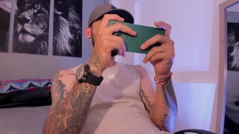 Snapshot of thiago_nowak2 chatting on December 2024 05:59:02 AM Thiago online show from December 2024 05:59:02 AM