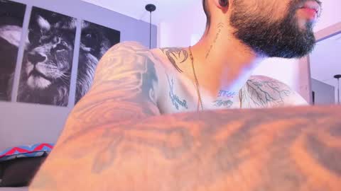 Snapshot of thiago_nowak2 chatting on December 2024 07:43:01 AM Thiago online show from December 2024 07:43:01 AM