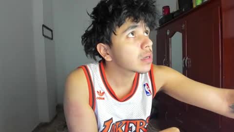 Snapshot of thiago_wc chatting on October 2025 02:15:02 PM Thiago online show from October 2025 02:15:02 PM