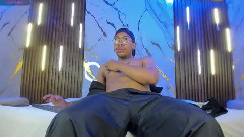 Snapshot of thiagoberry chatting on February 2026 11:20:01 AM ThiagoBerry online show from February 2026 11:20:01 AM