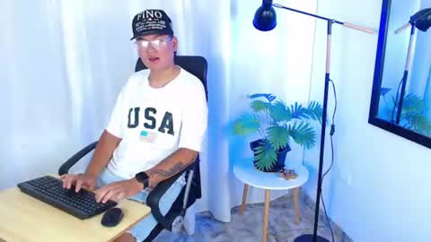 Snapshot of thiagocum18 chatting on July 2026 03:16:01 PM Santiago online show from July 2026 03:16:01 PM