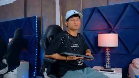 T H I A G O online show from May 2026 03:36:01 AM