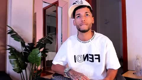 ThiagoFerreti online show from April 2026 03:18:01 AM