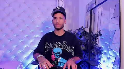ThiagoFerreti online show from May 2026 01:34:01 AM