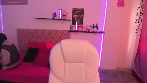 thianahorny online show from October 2025 12:34:02 PM