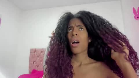 Snapshot of thianahornyy chatting on February 2026 03:31:01 PM thianahornyy online show from February 2026 03:31:01 PM