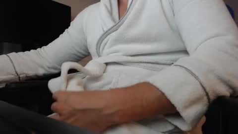 Snapshot of thickandready9090 chatting on November 2025 03:16:02 AM thickandready9090 online show from November 2025 03:16:02 AM