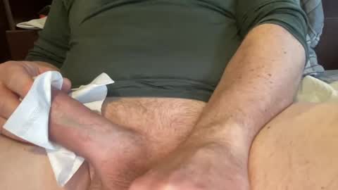 Snapshot of thickandrichdad chatting on February 2025 01:08:02 PM thickandrichdad online show from February 2025 01:08:02 PM