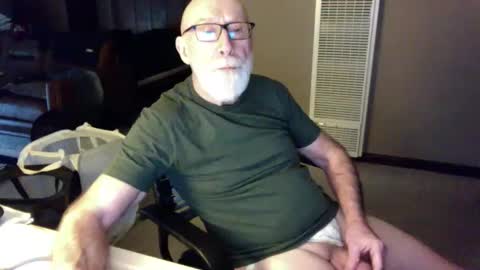 Snapshot of thickmorningwoodinyoualways chatting on March 2025 04:13:02 PM Thickmorningwoodinyou always online show from March 2025 04:13:02 PM