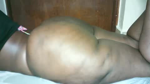 Snapshot of thickybabe_05 chatting on March 2025 09:54:02 PM thickybabe_05 online show from March 2025 09:54:02 PM