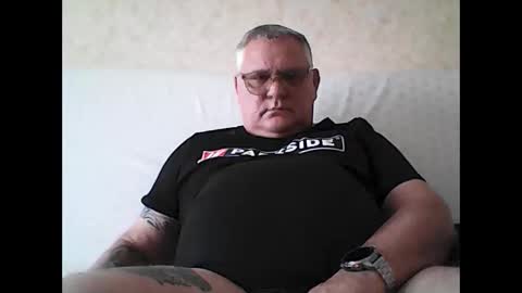 Thierrysymp online show from October 2025 03:33:02 PM