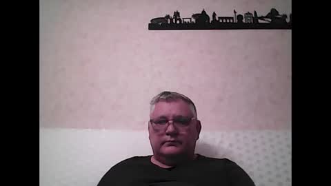 Thierrysymp online show from November 2025 05:01:02 PM