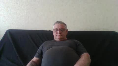 Snapshot of thierrysymp chatting on April 2026 04:04:02 PM Thierrysymp online show from April 2026 04:04:02 PM