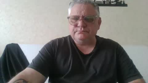 Snapshot of thierrysymp chatting on May 2026 04:45:01 PM Thierrysymp online show from May 2026 04:45:01 PM