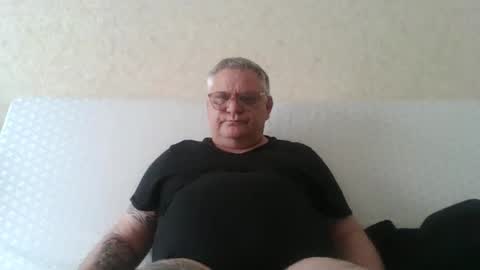 Snapshot of thierrysymp chatting on May 2026 05:10:02 PM Thierrysymp online show from May 2026 05:10:02 PM