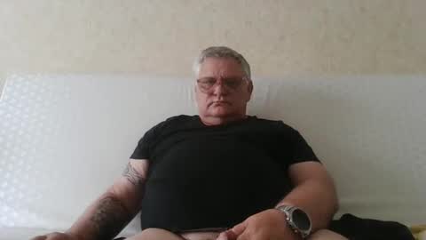 Snapshot of thierrysymp chatting on June 2026 05:03:04 PM Thierrysymp online show from June 2026 05:03:04 PM