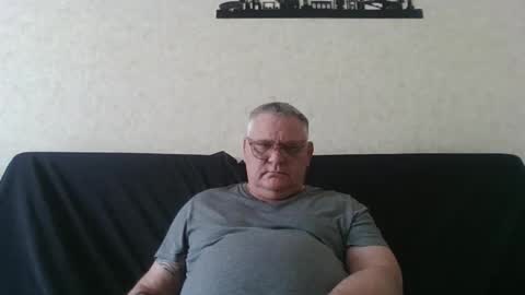 Snapshot of thierrysymp chatting on June 2026 03:56:02 PM Thierrysymp online show from June 2026 03:56:02 PM