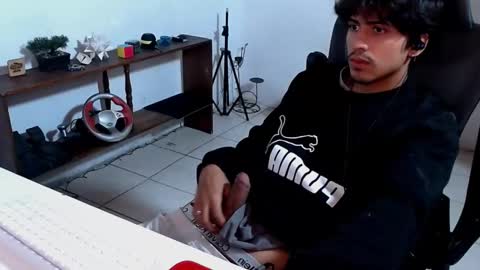 thieves_us online show from November 2025 07:08:02 AM