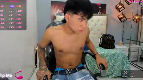  THIAGO COLLINS  online show from June 2026 10:45:02 PM