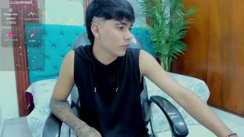  THIAGO COLLINS  online show from July 2026 09:17:02 PM