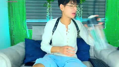 Thiago Saenzz online show from March 2026 05:50:02 PM