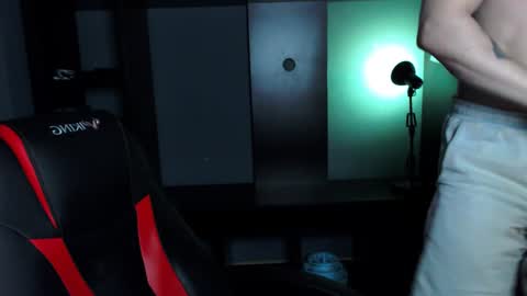 Snapshot of this_is_andy chatting on February 2025 12:54:01 AM Andy online show from February 2025 12:54:01 AM