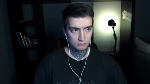 Snapshot of this_is_andy chatting on March 2025 04:49:01 AM Andy online show from March 2025 04:49:01 AM