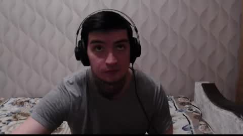 Andy online show from December 2025 08:35:01 PM