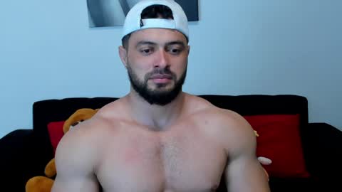 Thomas Brandon online show from January 2025 04:33:02 AM