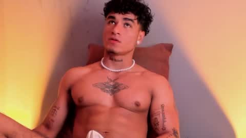 Thomas 3  JUST STAY AND BE MY LAST LOVE online show from December 2024 12:07:01 AM