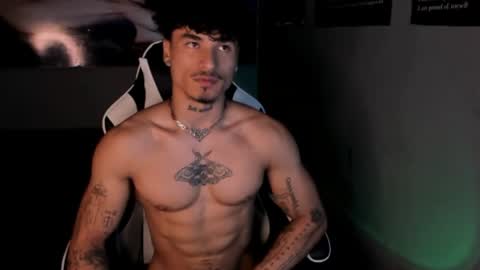 Snapshot of thomas_fit1 chatting on June 2026 03:27:02 AM Thomas 3 JUST STAY AND BE MY LAST LOVE online show from June 2026 03:27:02 AM